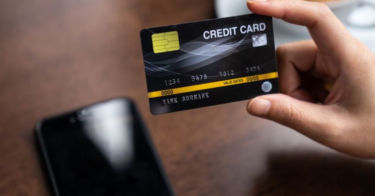 Know how many types of credit cards are there and what are its benefits