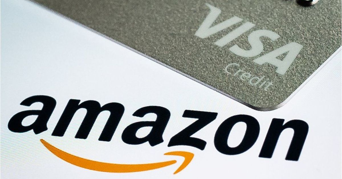 You will get 5% reward points on shopping on Amazon with this credit card